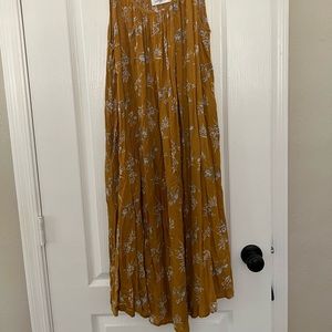 Carly Jean sundress with pockets size small